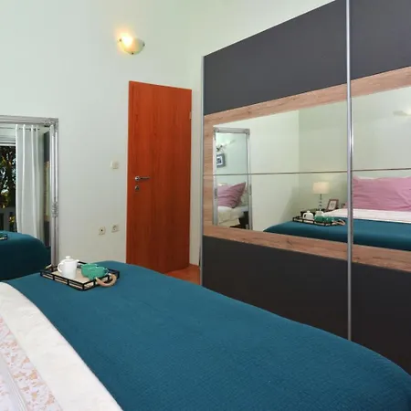 House With A Swimming Pool Pozorac, Trogir - 15565 Сasa de vacaciones *
